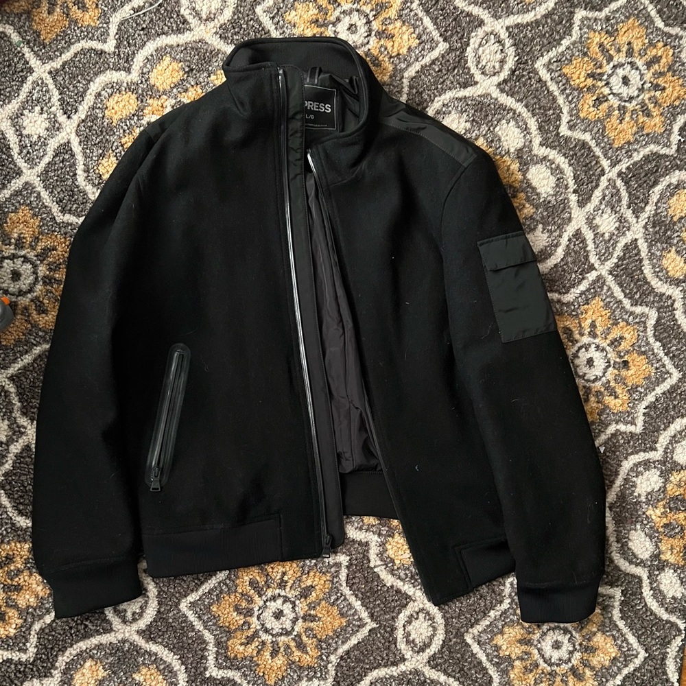 Mens express jacket size large.